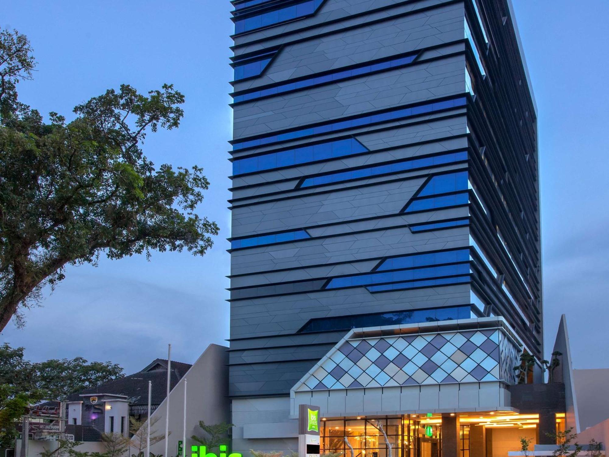 Ibis Styles Medan Pattimura Dış mekan fotoğraf